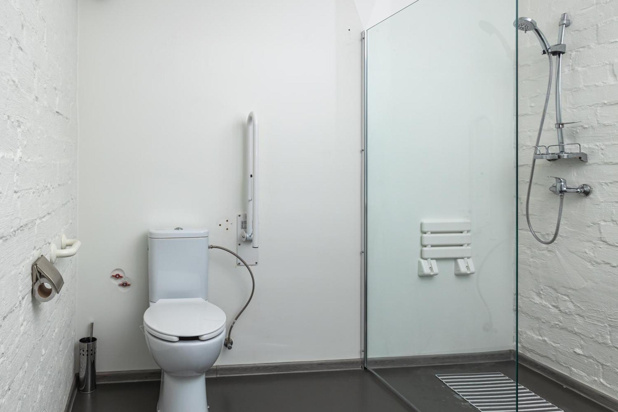 Jahtu Osta, Marina Apartamento Ventspils