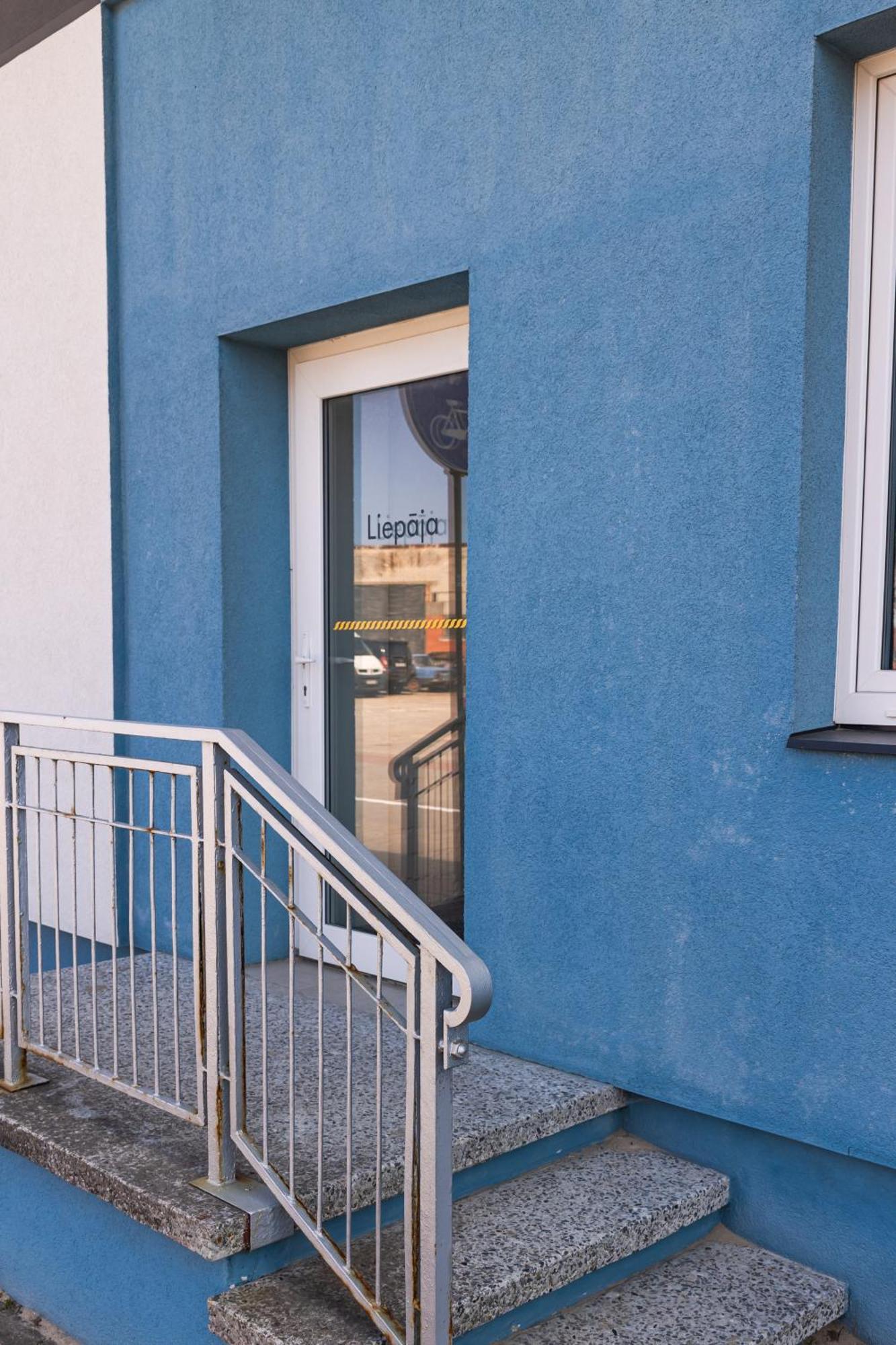 Jahtu Osta, Marina Apartamento